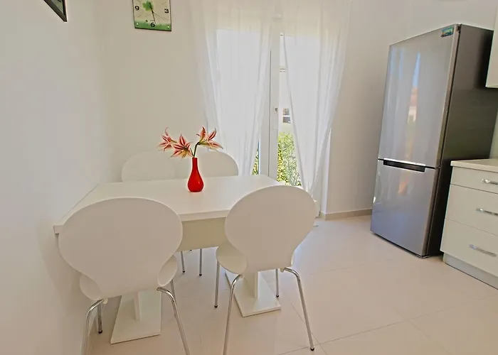 아파트 Dario 1104 *